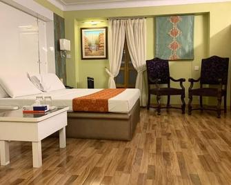 Star Guest House - Karachi - Habitación