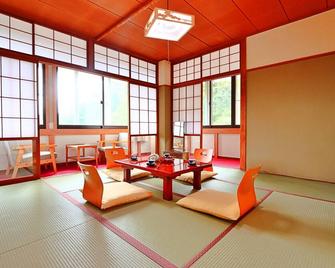 Hanabun Onsen Hotel - Myoko - Essbereich