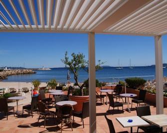 Hotel La Potiniere - Hyères - Binnenhof