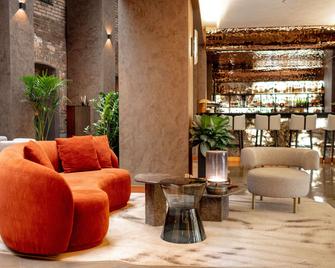 Pullman Riga Old Town (Renovated 2025) - Riga - Lounge