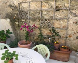 L'Ancienne Boulangerie - Villeneuve-Minervois - Terasa