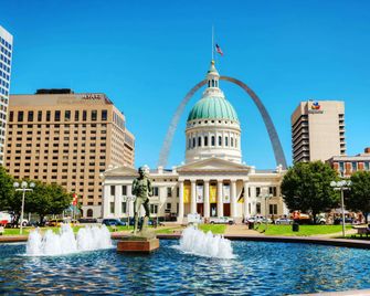 Holiday Inn St. Louis-Fairview Heights By IHG - Fairview Heights