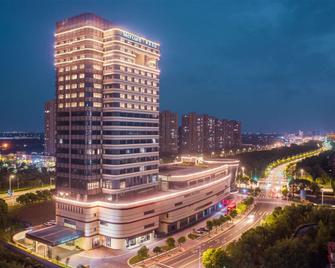 Mercure Changshu Riverside - Nantong - Building