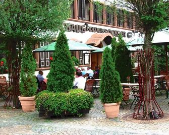 Hotel Restaurant Zum Goldenen Ochsen - Maikammer