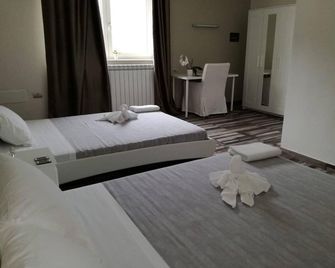 Beb Mezzanotte - Balvano - Habitación