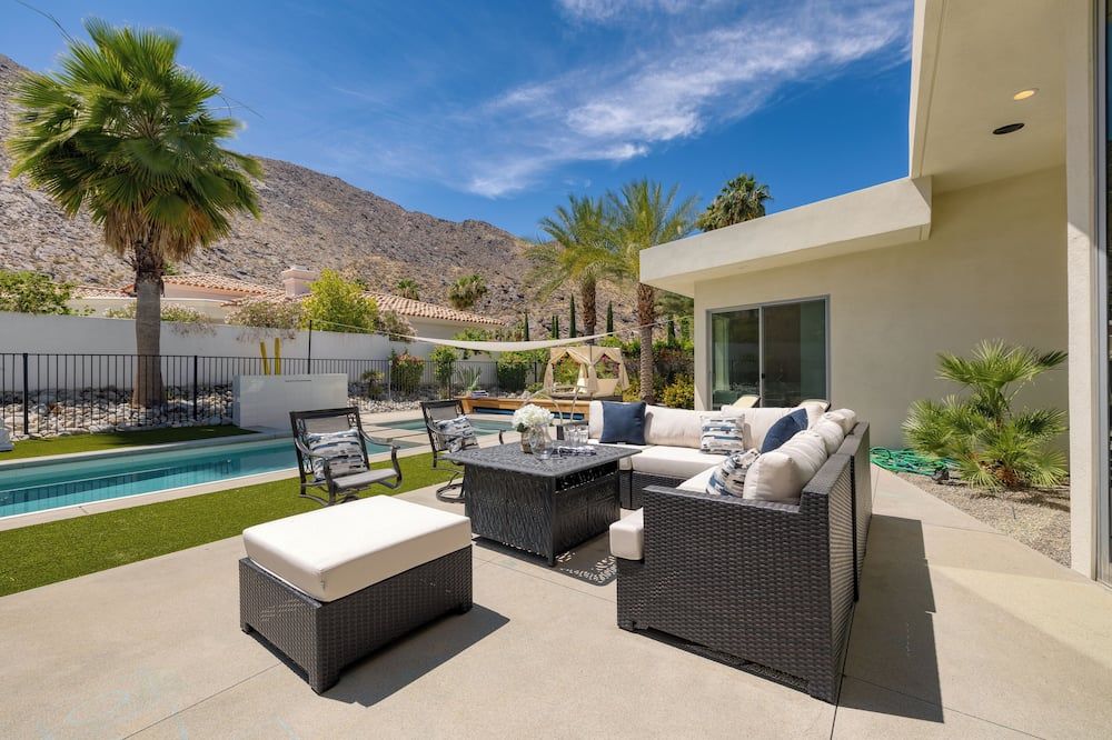 Villa Valentina by AvantStay Pool Hot Tub Views Luxury Design - פאלם ספירנגס - בריכה