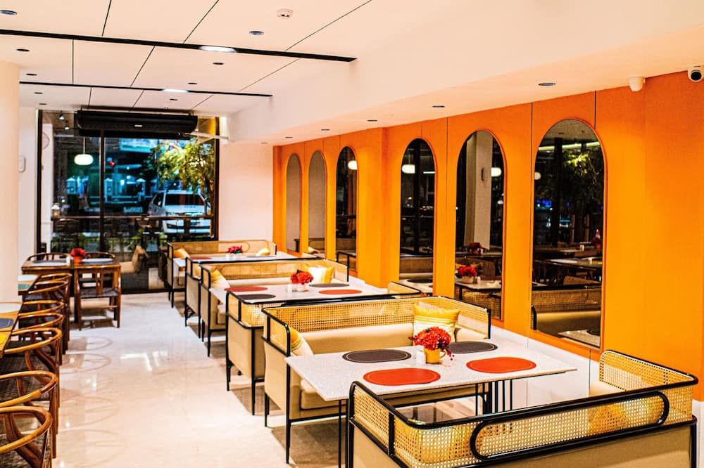 Alhambra Hotel Banda Aceh - בנדה אקה - מסעדה