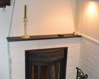 Cozy Apartment In Norheimsund With Wifi - Norheimsund - Room amenity