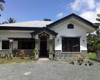 Bohol Sweet Home B&B - Guindulman - Edificio