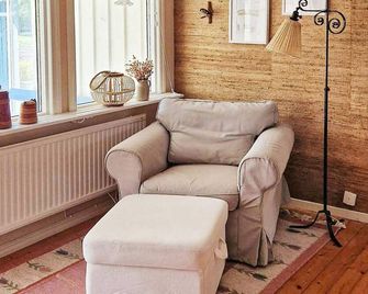 6 Person Holiday Home In Trollhättan - Trollhättan - Vardagsrum