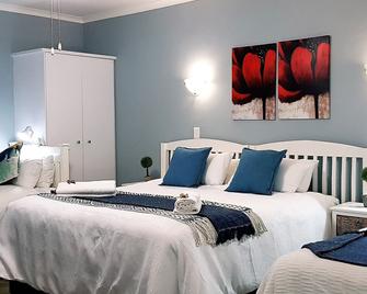 Graceland Guesthouse - Potchefstroom - Schlafzimmer