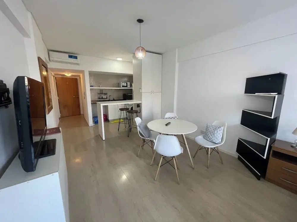 Modern Studio With Balcony in the Heart of Buenos Aires - بوينس أيرس - غرفة طعام
