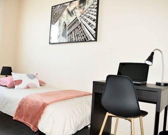 Pour une agréable pause au Parc ! - Alençon - Bedroom