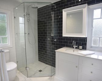 Heal House - Brisbane - Phòng tắm