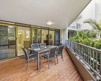 Naousa II - Noosa Heads - Balcony