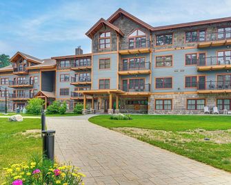 Ski-Out Family Condo at Cranmore Mountain - North Conway - Bygning