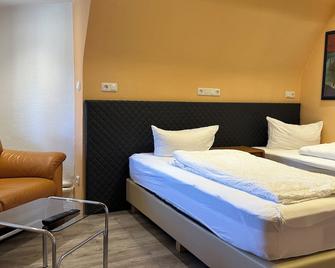 Your haven of peace near Hamburg Airport - Quickborn - Slaapkamer