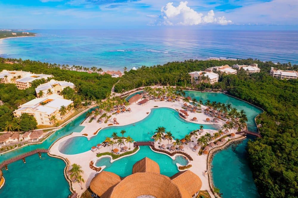 Grand Palladium White Sand Resort & Spa