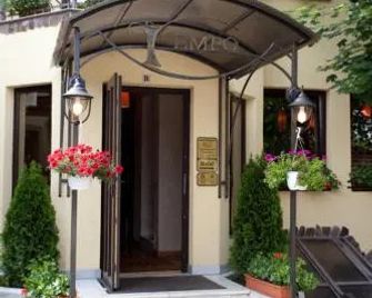 Pension Tempo - Targu Mures - Edificio