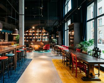 Ruby Hanna Hotel Stuttgart - Stuttgart - Bar