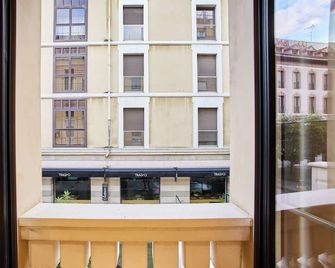 Nexus Santa María Luxury Apartments - Valladolid - Balcón