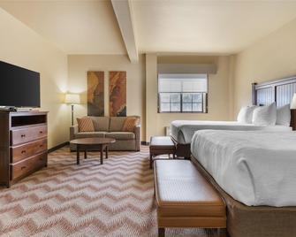 Best Western Plus Cimarron Hotel & Suites - Stillwater - Makuuhuone
