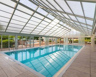 Huttopia Saumur - Saint-Hilaire-Saint-Florent - Piscina