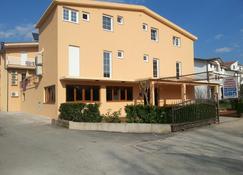 Pansion Turudic - Medjugorje - Edificio