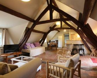 Gite Radon, 1 Bedroom, 3 Persons - Forges - Sala de estar