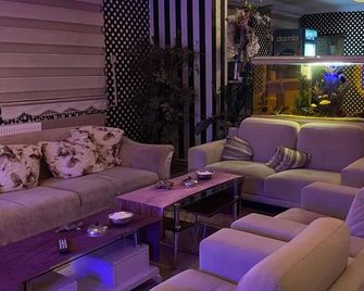Dimet Park Hotel - Van - Lounge