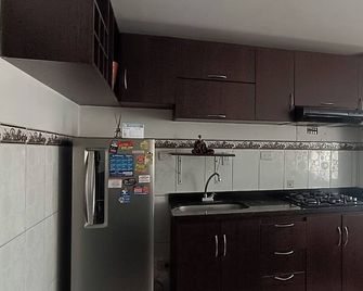 Beautiful Apartment Completely And Fully Furnished - בוגוטה - מטבח