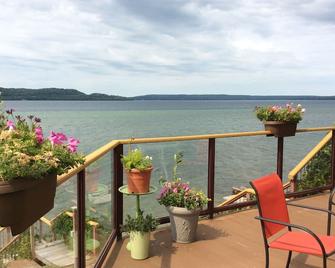 Pictured Rocks Bed And Breakfast - Munising - Balkon