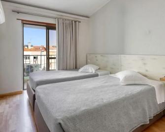 Hotel Nova Cidade - Amadora - Camera da letto