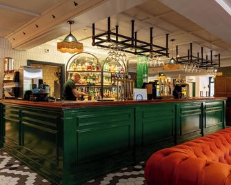 The White Star Tavern - Southampton - Bar