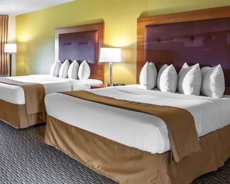 Quality Inn & Suites at Coos Bay - North Bend - Camera da letto