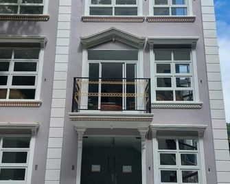 Hotel Naer - Romblon - Edificio