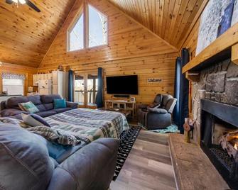 Serenity, A Rustic Log Cabin Retreat - Sevierville - Living room