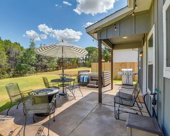 Hot Tub & Fire Pit! Cozy Granbury Escape Near Lake - Granbury - Balcone
