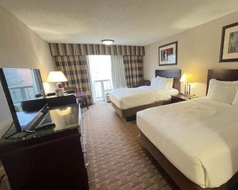 Derby Hotel & Suites - Clarksville