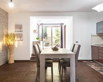 Damaria - Loceri - Dining room