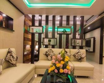 Hotel Heiga Vns - Shillong - Huiskamer