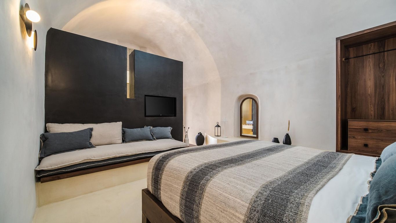 Phaos 1870, A restored Winery