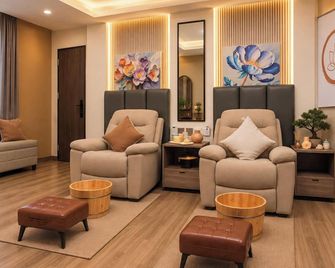 Vibe Hotel Alabang - Manila - Lounge