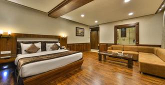 Clarks Inn Srinagar - Srinagar - Bedroom
