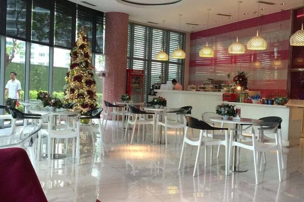 Azure Urban Resort Residences