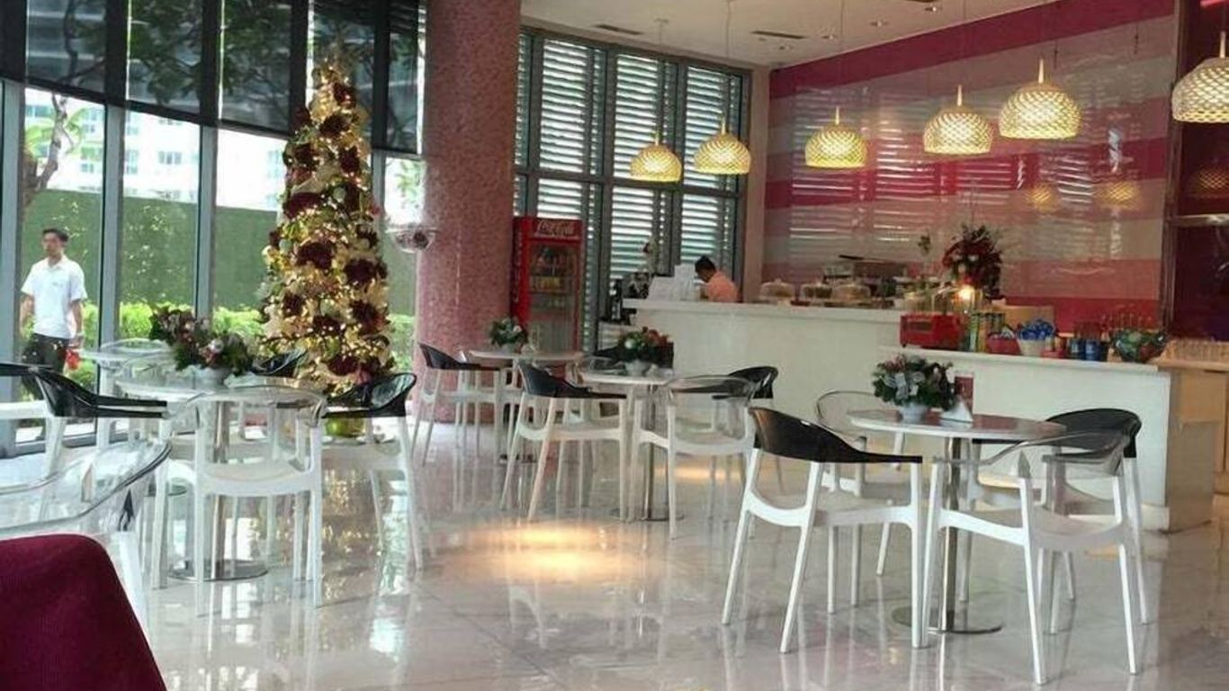 Azure Urban Resort Residences