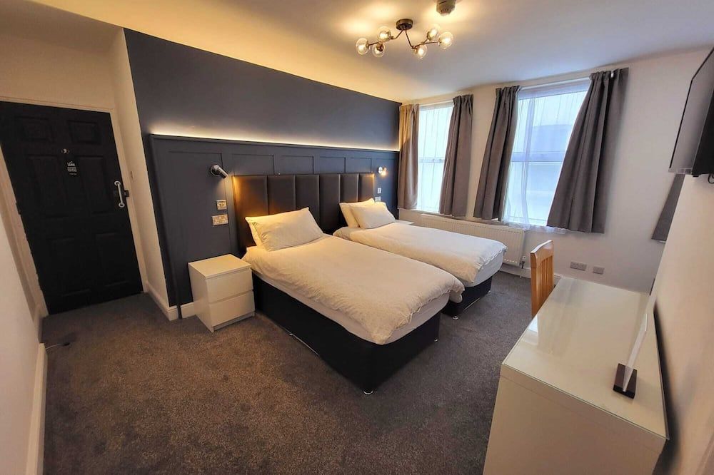 At Caledonia - דגלאס (האי מאן) - חדר שינה