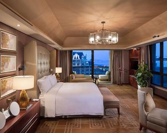 Hilton Qingdao Golden Beach - Qingdao - Schlafzimmer