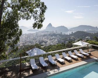 Vila Santa Teresa - Rio de Janeiro - Pool