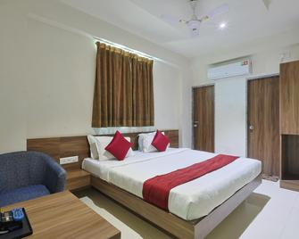 Hotel Scintilla - Somnāth - Bedroom